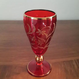 gilded_wine_glass