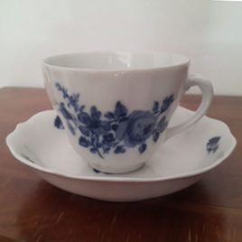 cup_and_saucer