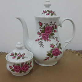 teapot_and_sugar_bowl