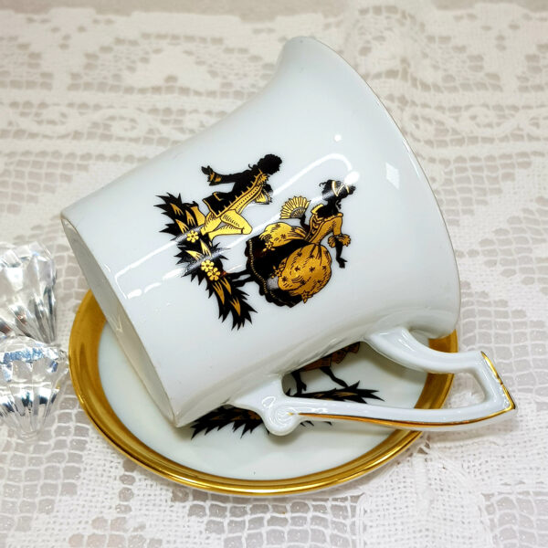 gilded_cup_and_saucer