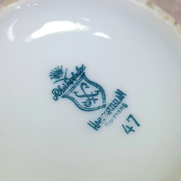 gilded_cup_and_saucer