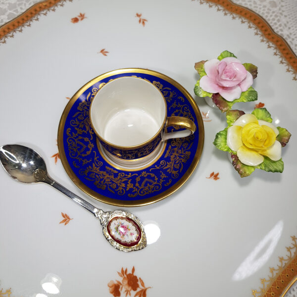 gilded-cup_and_saucer