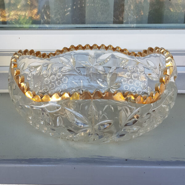 gilded_glass_bowl