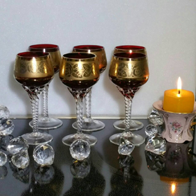 gilded_wine_glasses