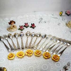 spoons_and_forks