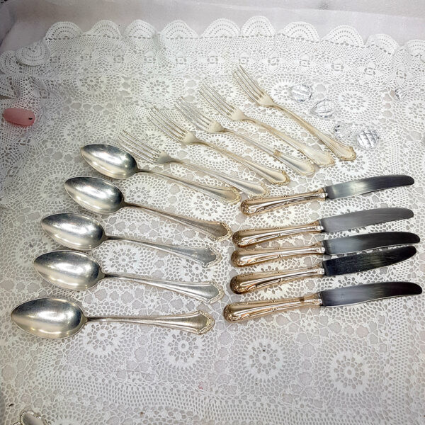 spoons_and_forks