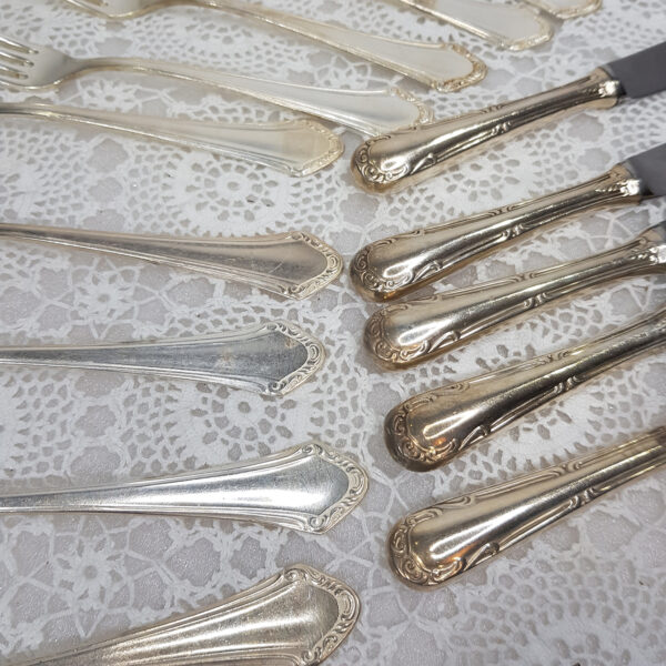 spoons_and_forks
