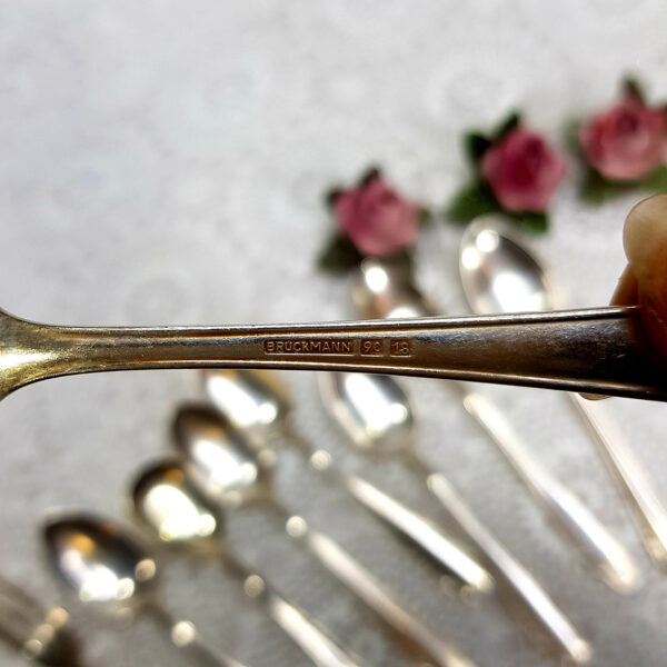 spoons_and_forks