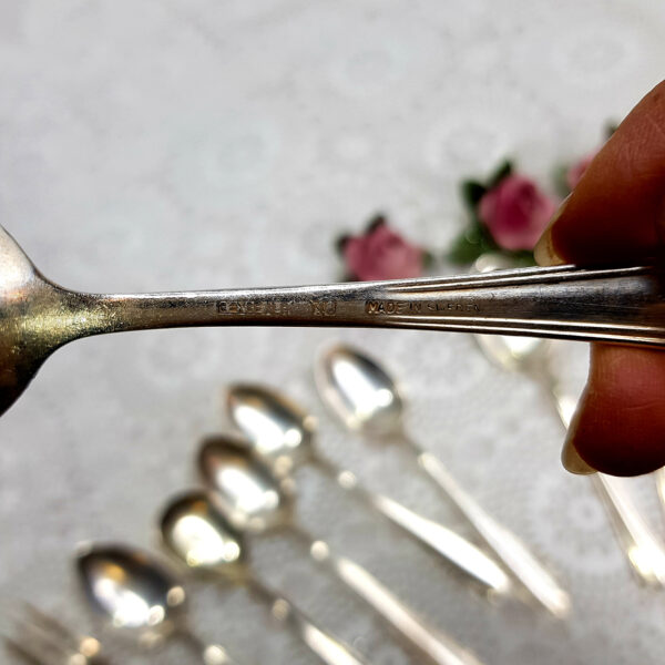 spoons_and_forks