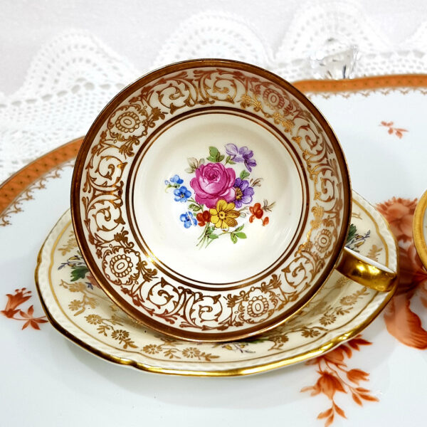 gilded_cup-and-saucer