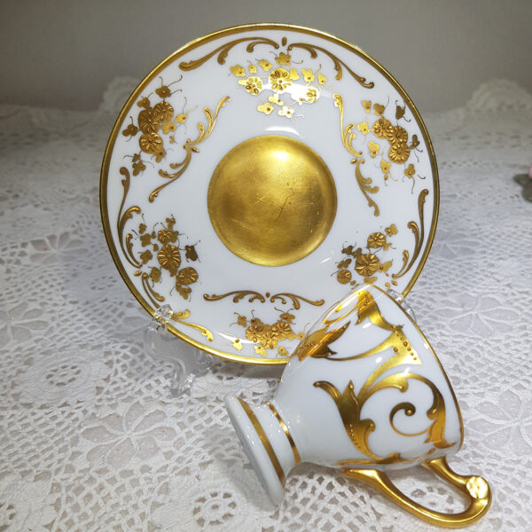 gilded_cup_and_saucer