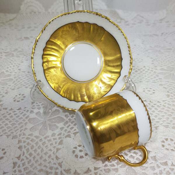 gilded_cup_and_saucer