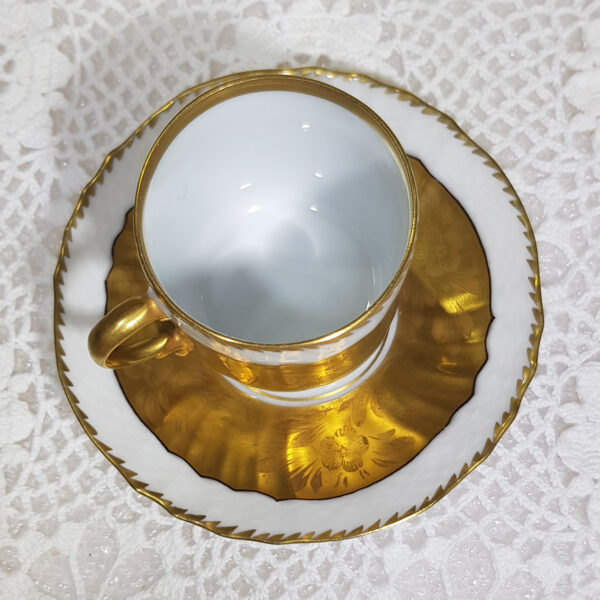 gilded_cup_and_saucer