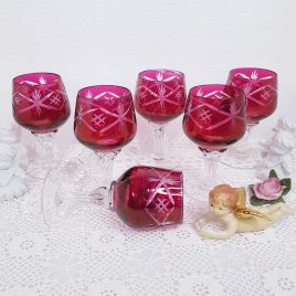 crystal_wine_glasses