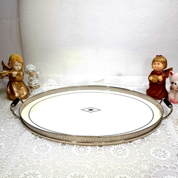tray