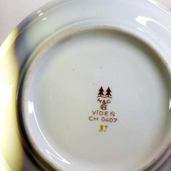 gilded_cup_and_saucer