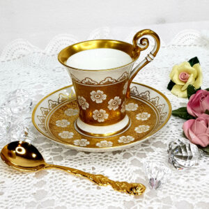 gilded_cup_and_saucer