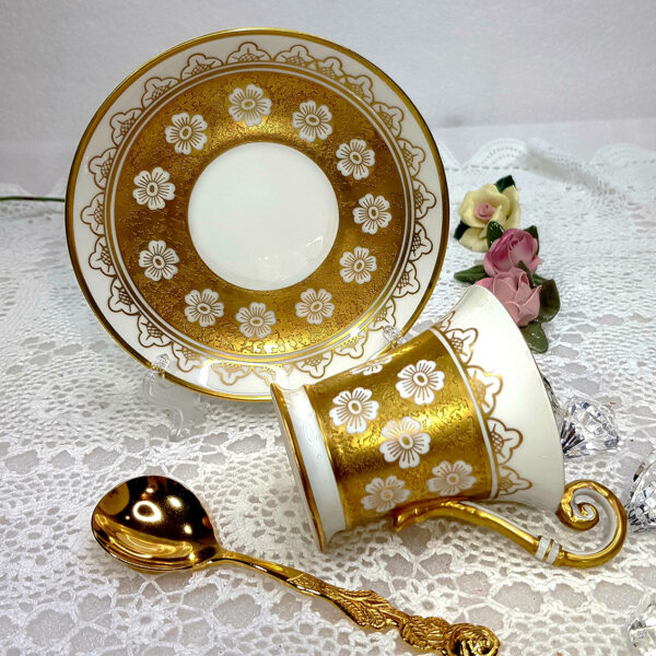 gilded_cup_and_saucer