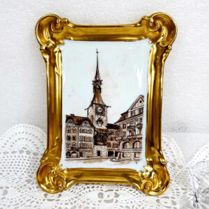 gilded_picture_frame