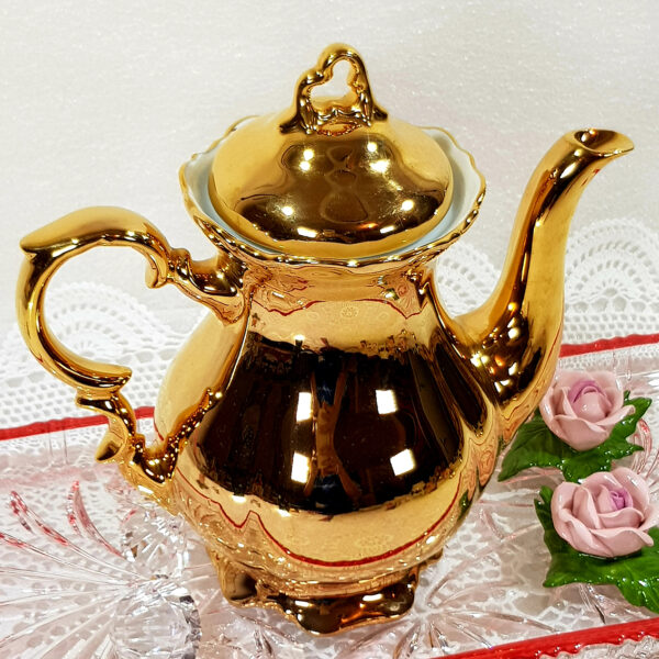gilded_tea_pot