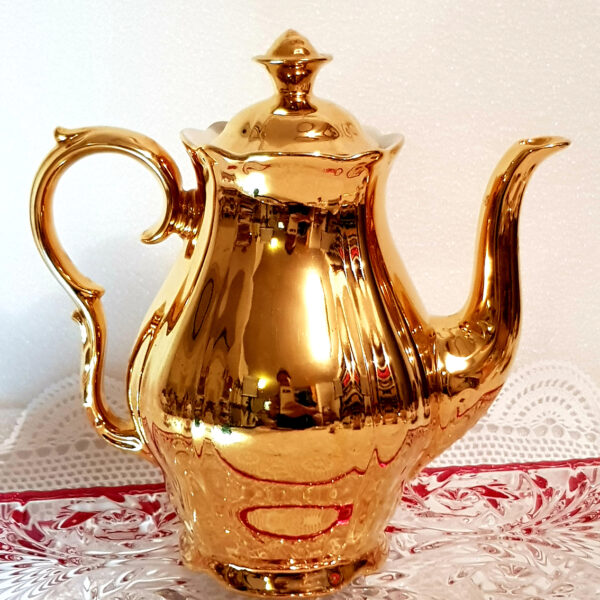 gilded_tea_pot