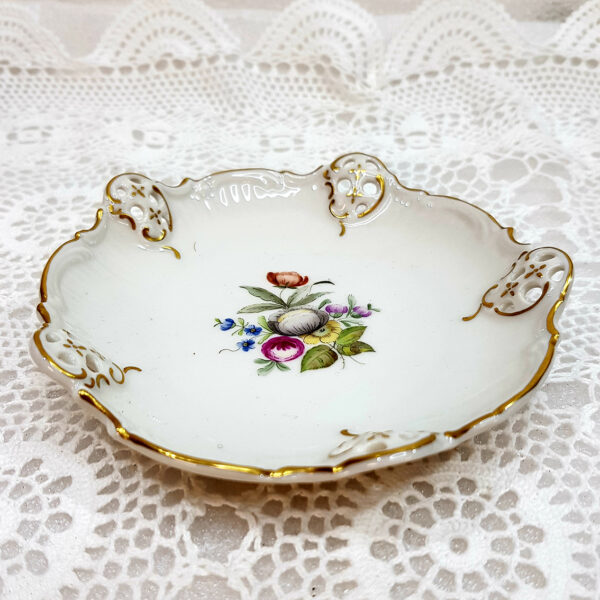 decorative_dish