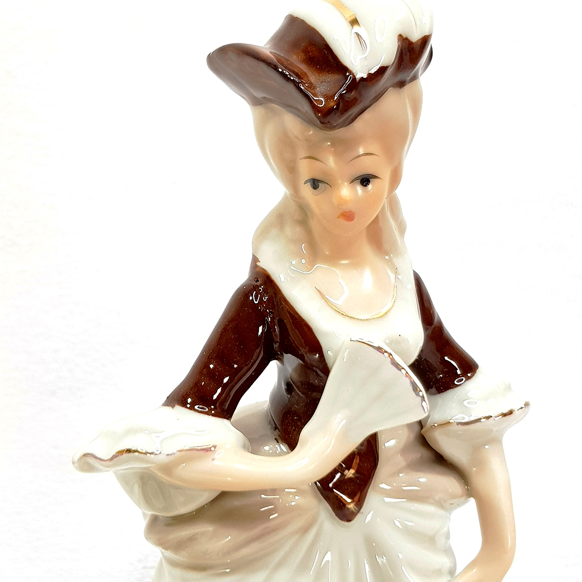 ceramic_figurine