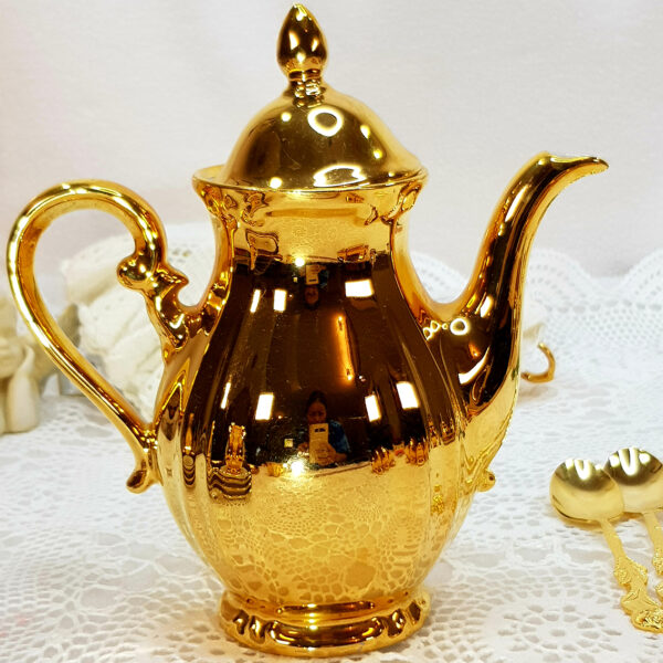 gilded_tea_set