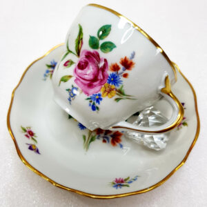gilded_cup_and_saucer