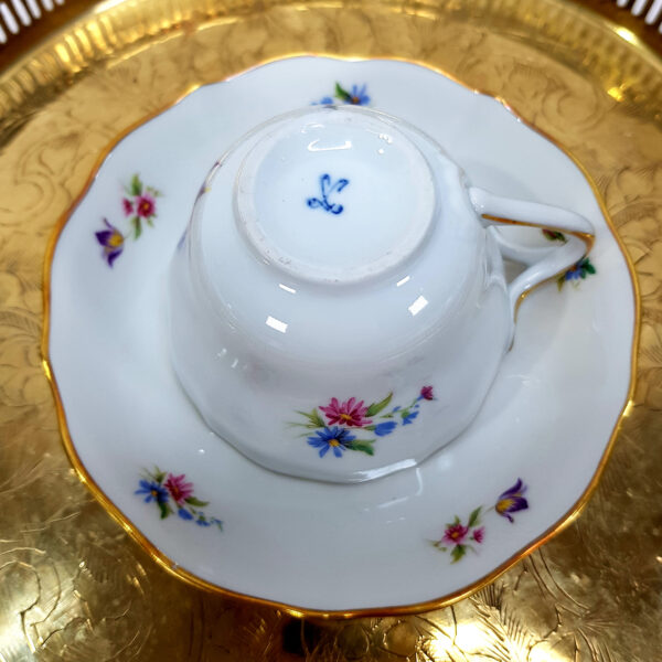gilded_cup_and_saucer