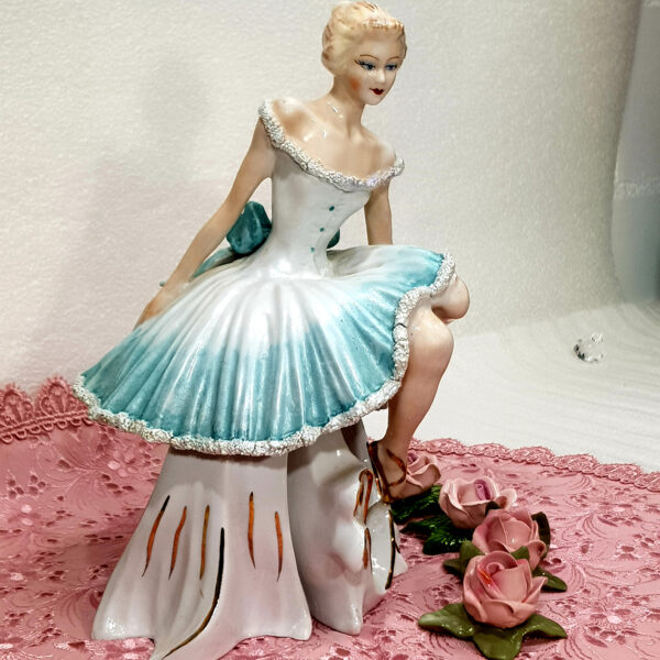 ceramic_figurine