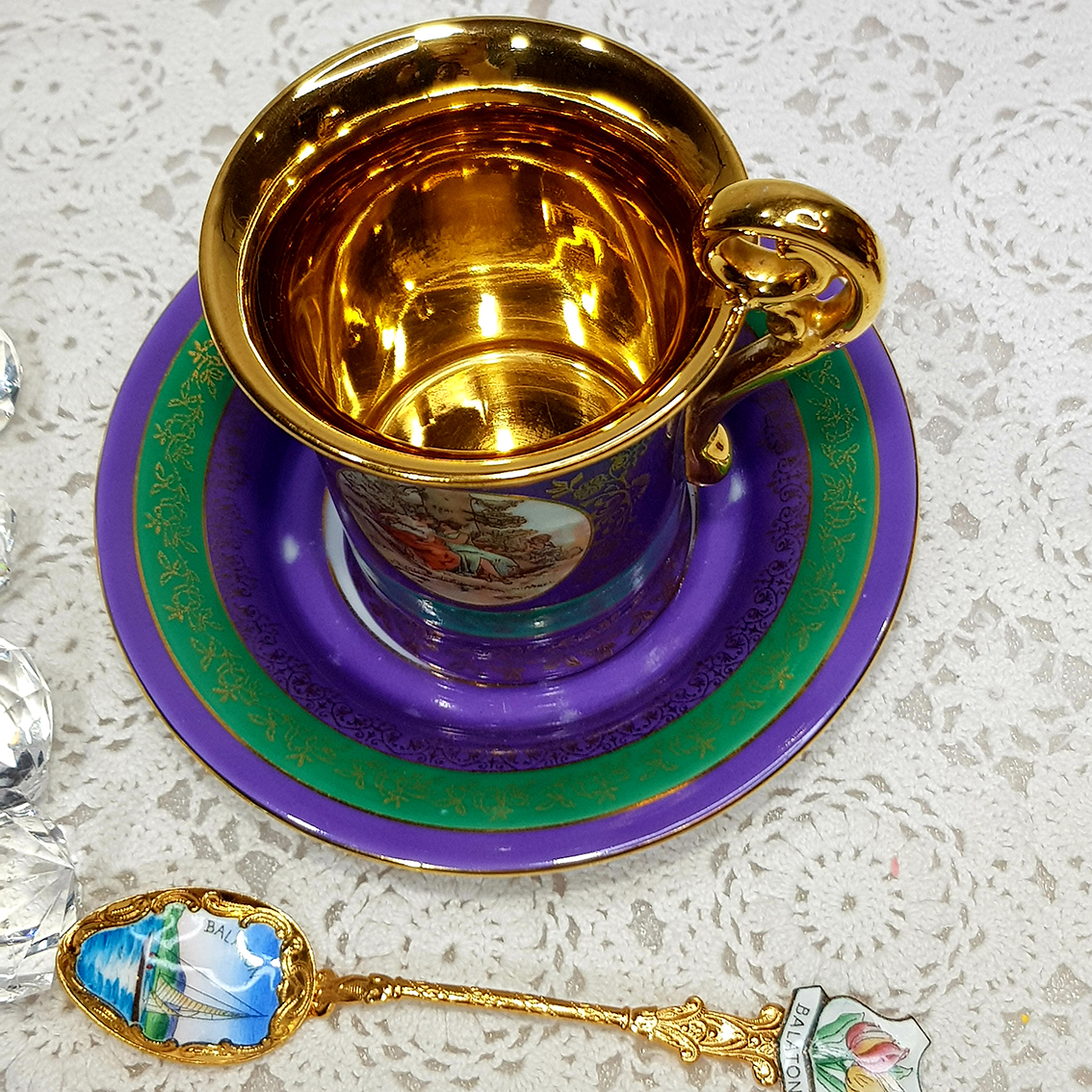 gilded_cup_and_saucer