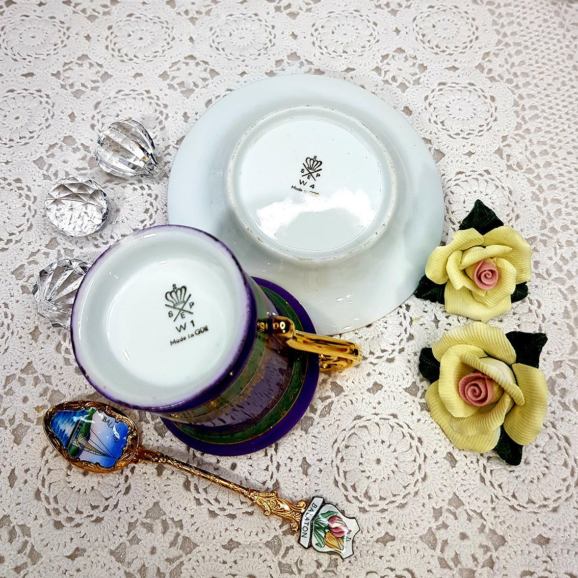 gilded_cup_and_saucer