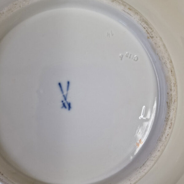 decorative plate