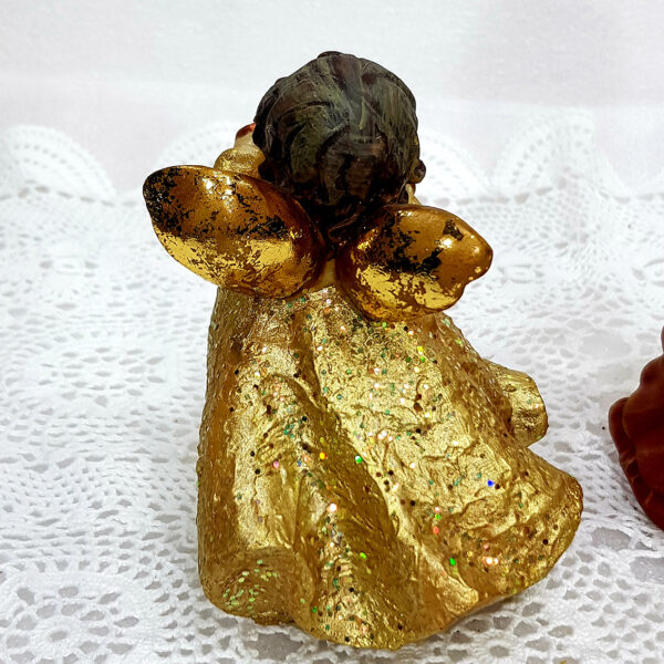 ceramic_figurine