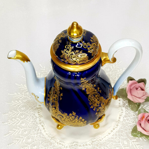 gilded_tea_pot