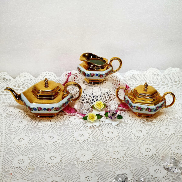 gilded_tea_set