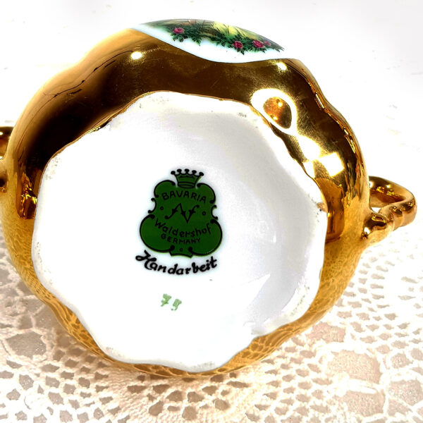 gilded_tea-set