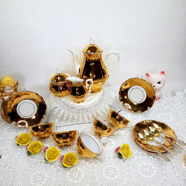 gilded_tea_set