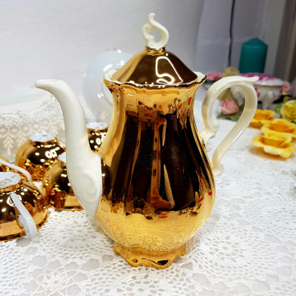 gilded_tea_set