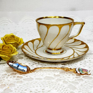 gilded_cup_and_saucer