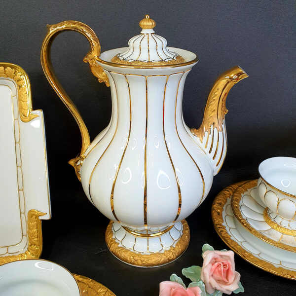 gilded_tea_set