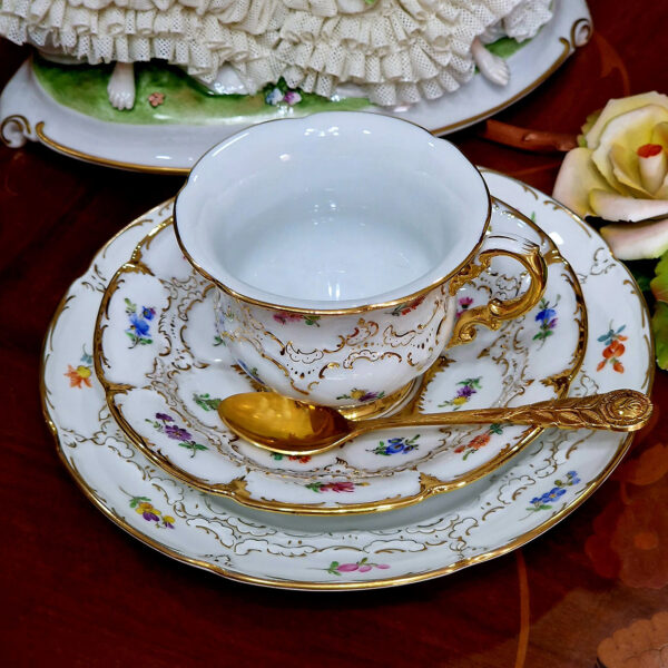 meissen cup and saucer