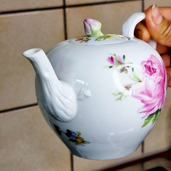 meissen tea pot